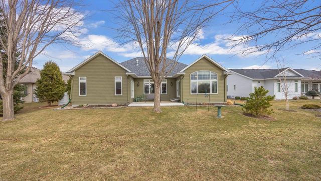68 Aurora LANE, Fond Du Lac, WI 54935