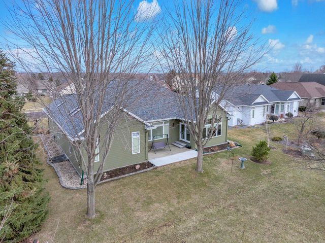 68 Aurora LANE, Fond Du Lac, WI 54935