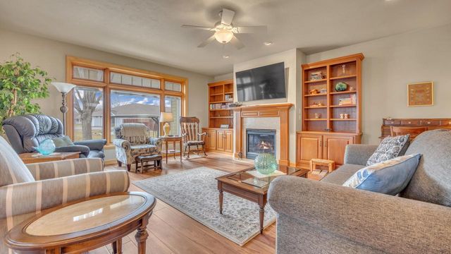 68 Aurora LANE, Fond Du Lac, WI 54935