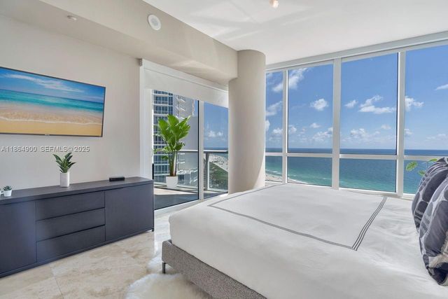 100 S Pointe Drive 2208, Miami Beach, FL 33139