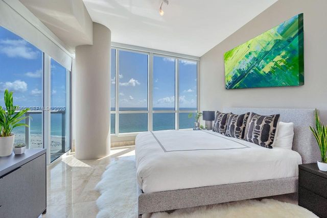 100 S Pointe Drive 2208, Miami Beach, FL 33139