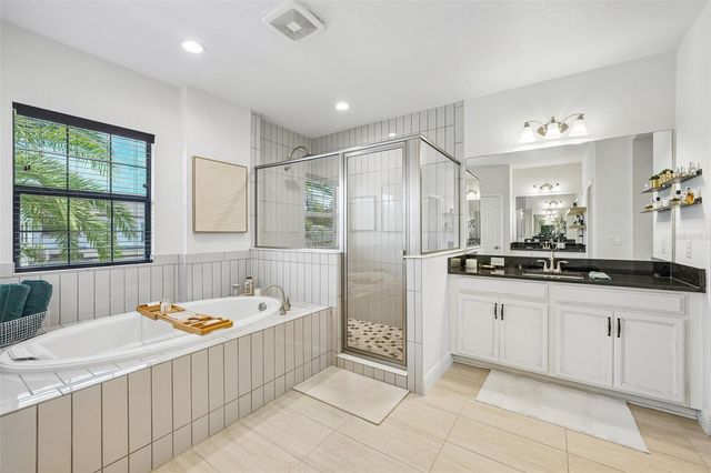 910 GRAND CRESTA AVENUE, Brandon, FL 33511