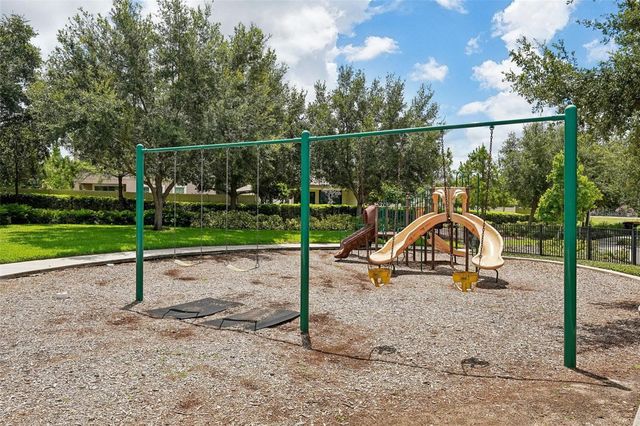 910 GRAND CRESTA AVENUE, Brandon, FL 33511