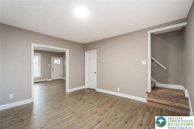 1019 Howertown Road, North Catasauqua Bor, PA 18032