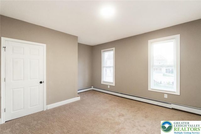 1019 Howertown Road, North Catasauqua Bor, PA 18032