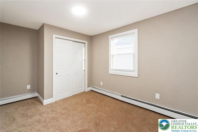 1019 Howertown Road, North Catasauqua Bor, PA 18032