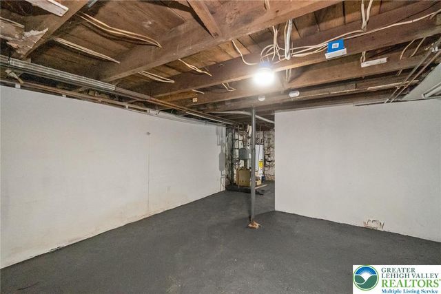 1019 Howertown Road, North Catasauqua Bor, PA 18032