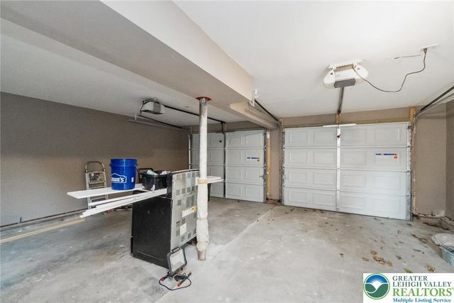 1019 Howertown Road, North Catasauqua Bor, PA 18032