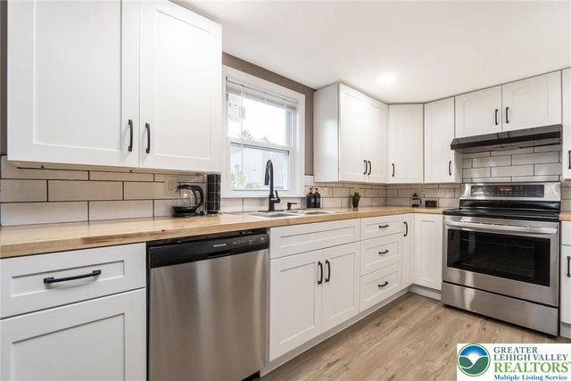 1019 Howertown Road, North Catasauqua Bor, PA 18032