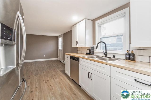 1019 Howertown Road, North Catasauqua Bor, PA 18032