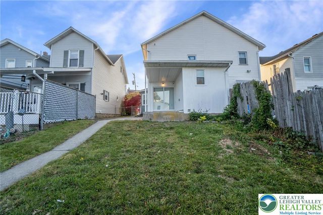 1019 Howertown Road, North Catasauqua Bor, PA 18032