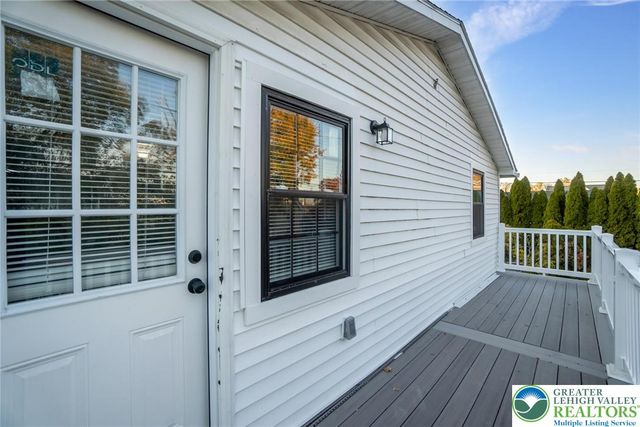 1019 Howertown Road, North Catasauqua Bor, PA 18032