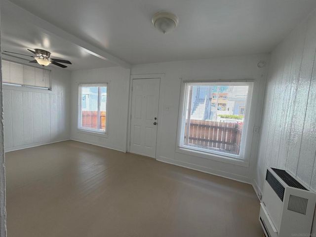 819 Seagirt Ct, San Diego, CA 92109