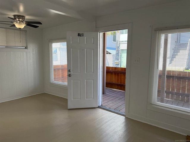 819 Seagirt Ct, San Diego, CA 92109