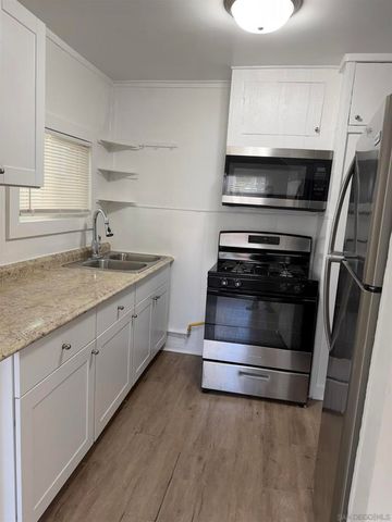 819 Seagirt Ct, San Diego, CA 92109