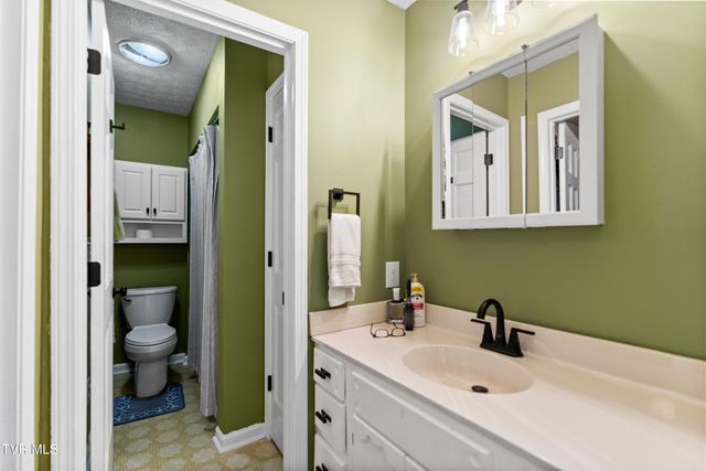 1231 Tanglewood Drive, Greeneville, TN 37743