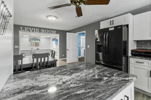 1231 Tanglewood Drive, Greeneville, TN 37743
