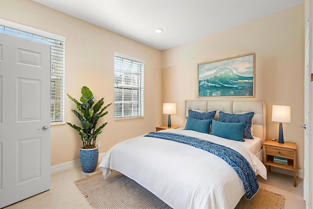 238 W Thatch Palm Circle, Jupiter, FL 33458