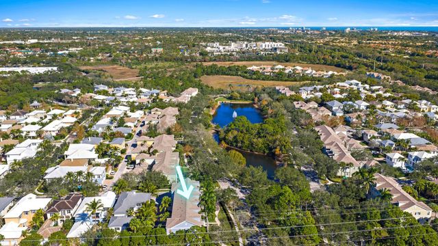 238 W Thatch Palm Circle, Jupiter, FL 33458