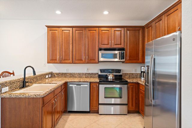 238 W Thatch Palm Circle, Jupiter, FL 33458