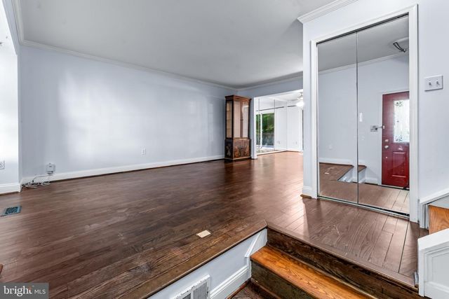 12033 EAGLEWOOD, Silver Spring, MD 20902