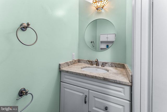 12033 EAGLEWOOD, Silver Spring, MD 20902