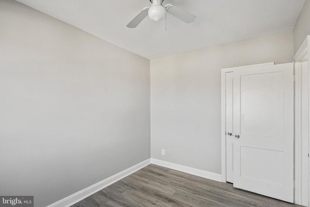 165 HAMPSHIRE, Essex, MD 21221