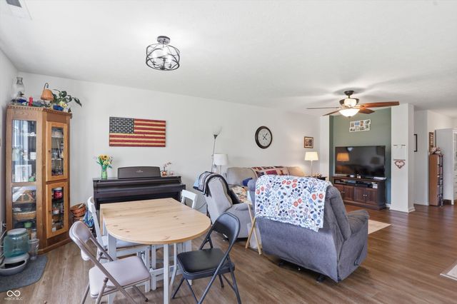 5673 Broadcaster Lane, Plainfield, IN 46168