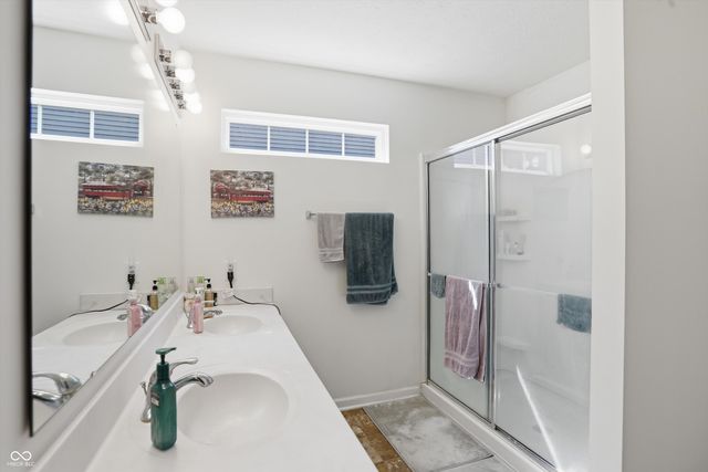 5673 Broadcaster Lane, Plainfield, IN 46168