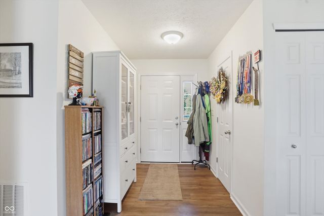 5673 Broadcaster Lane, Plainfield, IN 46168
