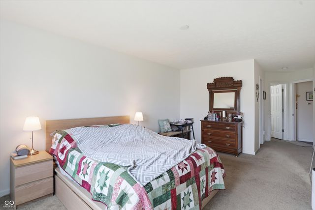5673 Broadcaster Lane, Plainfield, IN 46168