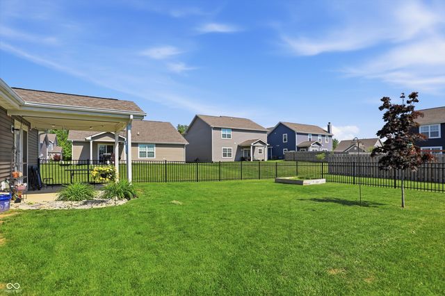5673 Broadcaster Lane, Plainfield, IN 46168