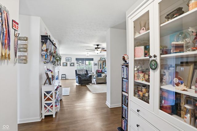 5673 Broadcaster Lane, Plainfield, IN 46168