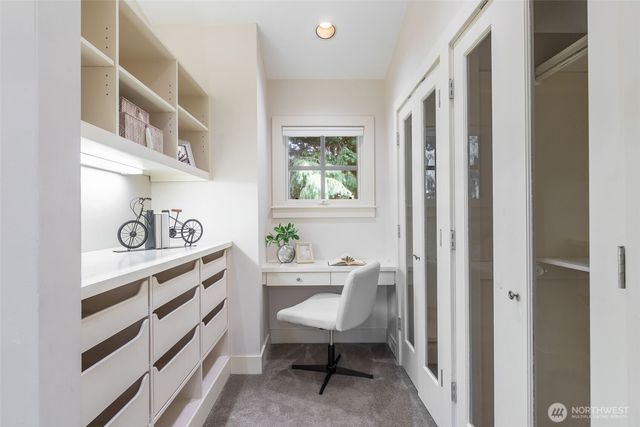 7626 NE 8th Street, Medina, WA 98039