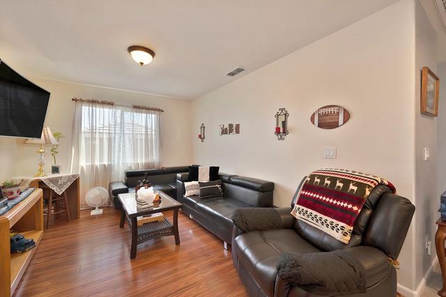 1141 Southwick Ln, Lincoln, CA 95648