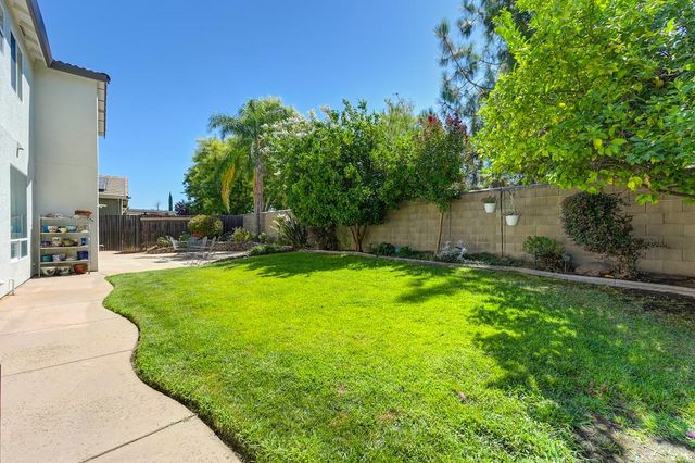 1141 Southwick Ln, Lincoln, CA 95648