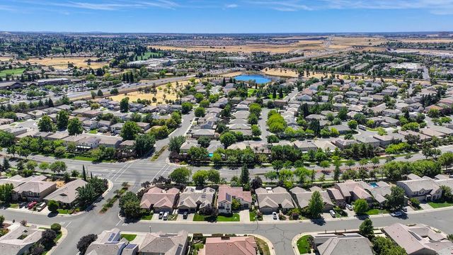 1141 Southwick Ln, Lincoln, CA 95648