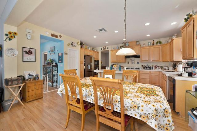 1141 Southwick Ln, Lincoln, CA 95648