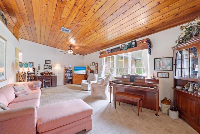 925 N BOUNDARY ROAD, Englewood, FL 34223