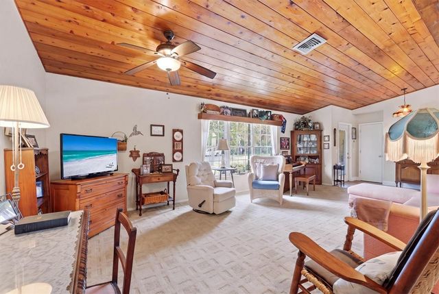 925 N BOUNDARY ROAD, Englewood, FL 34223