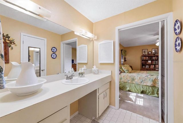 925 N BOUNDARY ROAD, Englewood, FL 34223