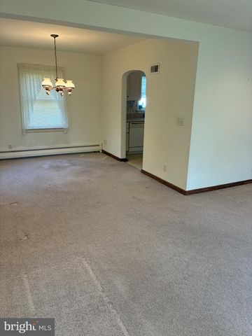 524 S LINCOLN ST, Palmyra, PA 17078