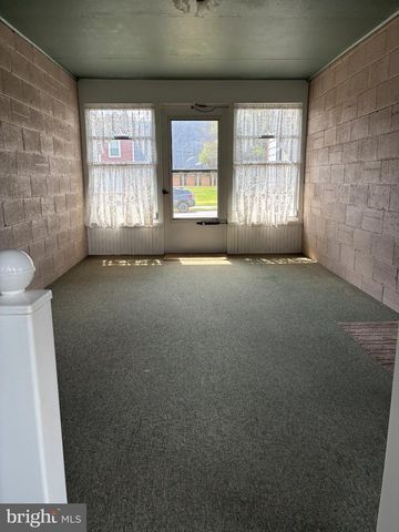 524 S LINCOLN ST, Palmyra, PA 17078