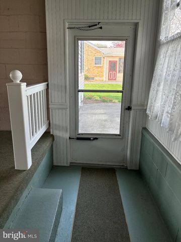 524 S LINCOLN ST, Palmyra, PA 17078