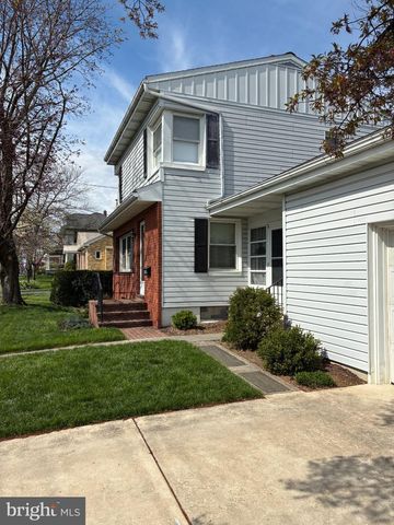 524 S LINCOLN ST, Palmyra, PA 17078