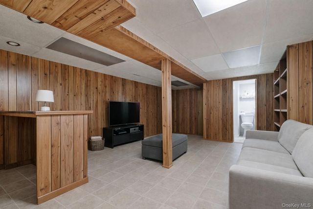 530 E 40th Street, Brooklyn, NY 11203