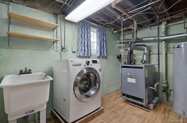 530 E 40th Street, Brooklyn, NY 11203