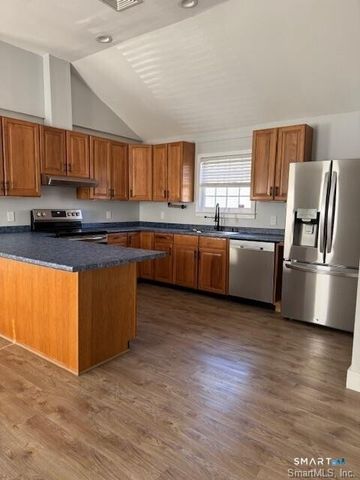 566 Black Rock Turnpike 570, Fairfield, CT 06825