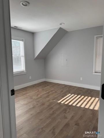 566 Black Rock Turnpike 570, Fairfield, CT 06825