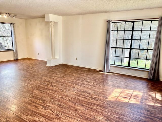 2707 Buckeye TRL, Cedar Park, TX 78613